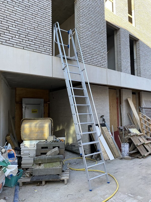 Echelle accès dalle / H 1.81m - 2.97m