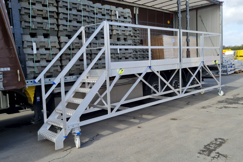 Plateforme quai de déchargement longueur 6m x 0,7m hauteur de plancher à 1,4m